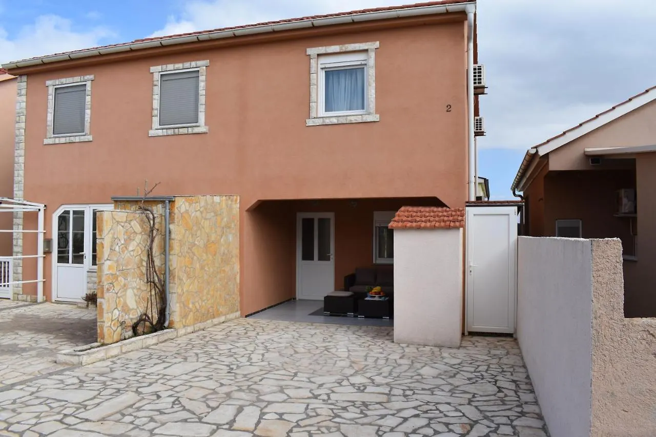 Holiday House Matej Vir Croatia
