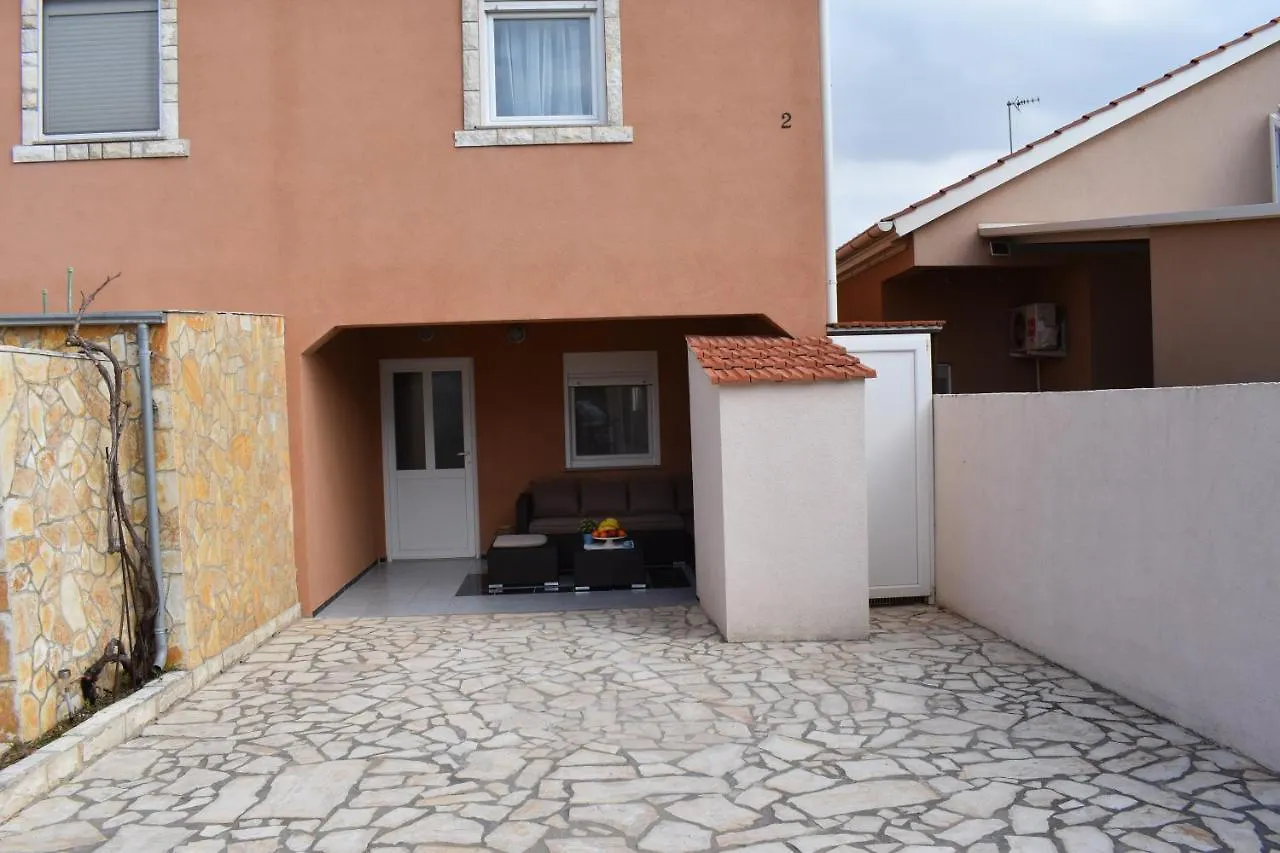 Holiday home Holiday House Matej Vir