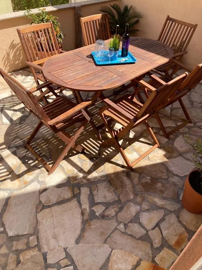 Holiday House Matej Вир